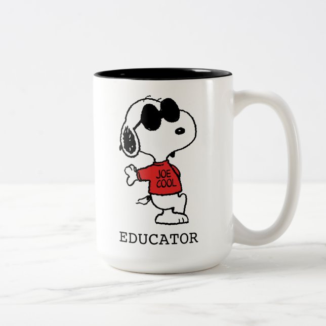 Snoopy "Joe Cool" Teacher Zweifarbige Tasse (Rechts)