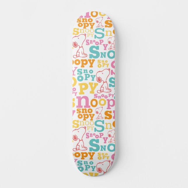 Snoopy Pastel Textmuster Skateboard (Vorderseite)