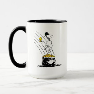Snoopy springt in den Pot of Gold Tasse