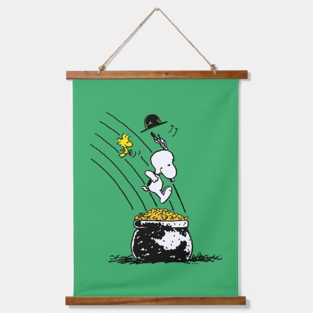 Snoopy springt in den Pot of Gold Wandteppich Mit Holzrahmen (Vorderseite)