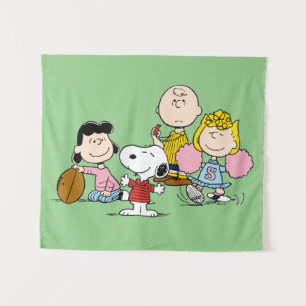 Snoopy und der Gang Play Football Wandteppich
