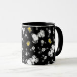 Snoopy & Woodstock Spaß & Blume Tasse<br><div class="desc">Schauen Sie sich dieses super niedliche Design an,  mit dem Snoopy & Woodstock aufhört,  die Blume zu riechen.</div>