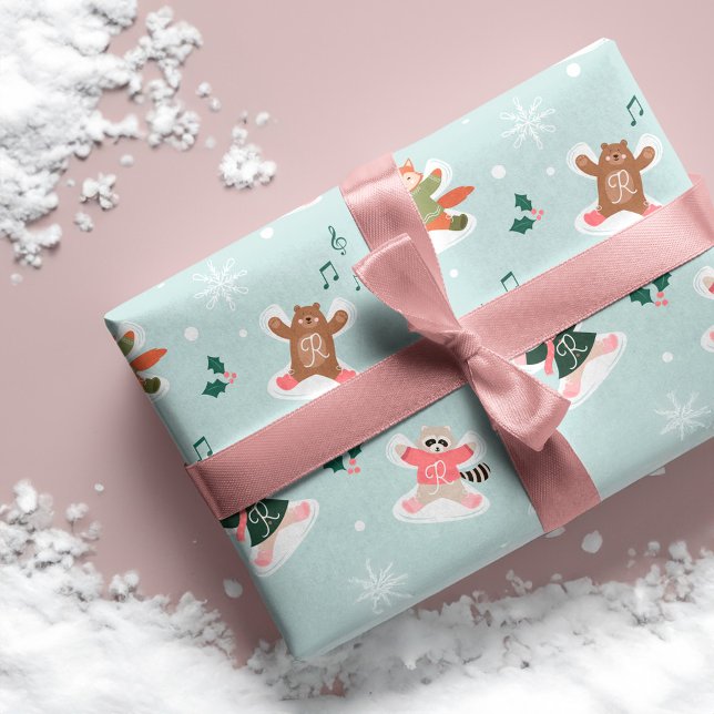 Snow Angel Woodland Forest Animals Monogram Geschenkpapier (Snow Angel Woodland Forest Animals Monogram Wrapping Paper)