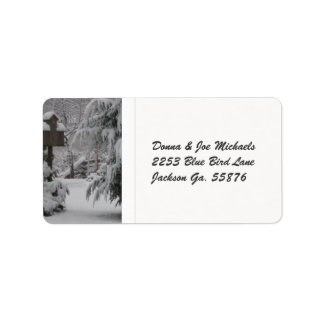 Snow Covered Birdhouse Adressaufkleber