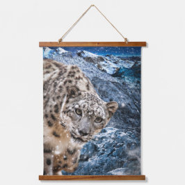 SNOW LEOPARD CLOUD WALKER WANDTEPPICH MIT HOLZRAHMEN