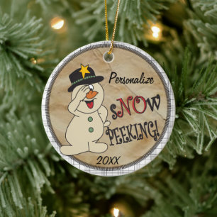 Snow Peeking Snowman Keramik Ornament