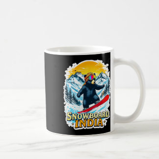 Snowboard-Bär im Landschaftlichen Indien Kaffeetasse