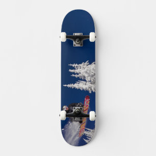 Snowboarden im Whitefish Mountain Resort Skateboard