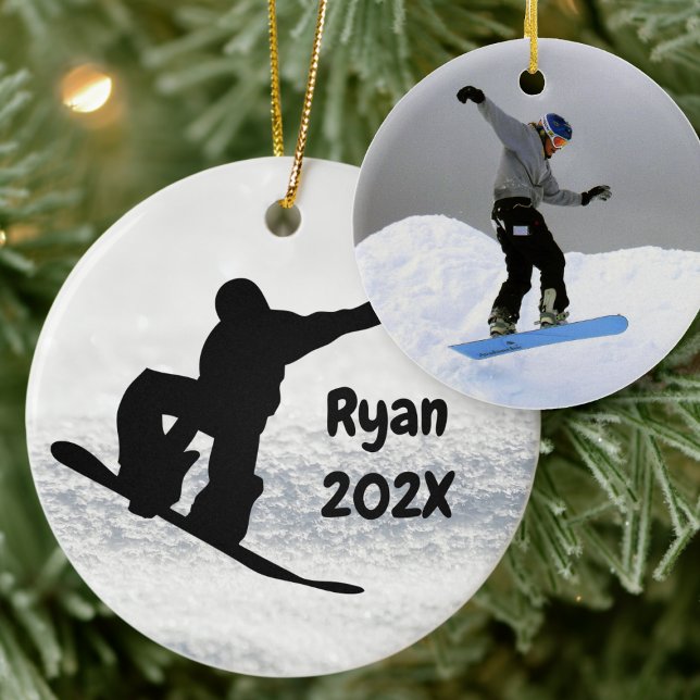 Snowboarden Weihnachten Schwarz auf Schnee Keramikornament (Von Creator hochgeladen)