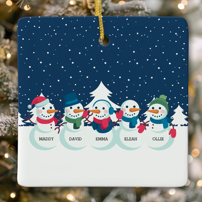 Snowman 5 Person Familie Personalisiert Weihnachte Keramikornament (Von Creator hochgeladen)
