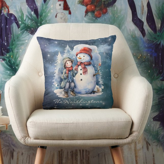 Snowman and Boy with Scarves Starry Night Monogram Kissen (Von Creator hochgeladen)