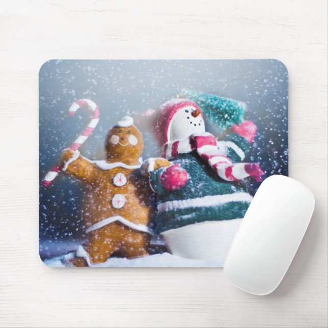 Snowman and gingerbread mousepad (Mit Mouse)