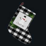 Snowman Buffalo Karierter Strumpf Großer Weihnachtsstrumpf<br><div class="desc">Fügen Sie eine festliche Touch zu Ihrem Kamin in dieser Ferienzeit mit einem Snowman Buffalo Karierten Strumpf. Im Strumpf-Design befindet sich eine Schachtel mit Kiefernästen und ein bezaubernder Schneemann vor einem karierten schwarz-weißen Büffel mit einem Raum, den Sie für Ihre Personalisierung hinzufügen können. Mit diesem Design sind auch zusätzliche Geschenk-...</div>