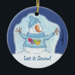 Snowman Christmas ist "Schnee" Nah Keramikornament<br><div class="desc">Möge dein Geist große Freude empfinden,  während Weihnachten nahe zeichne. Snowman fühlt sich,  dass Weihnachten "Schnee" nah in diesem lustigen Wortspiel ist Urlaubsplanung! Originelles Design von Christie Black von Kreationen aus dem Herzen.</div>