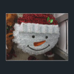 Snowman in Weihnachtsmannmütze Feiertagspostkarte<br><div class="desc">Schneemann in der Weihnachtsmannmütze. Foto von Frederick Meekins</div>