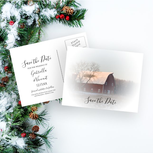 Snowy Barn Winter Country Hochzeit Save the Date Ankündigungspostkarte (Von Creator hochgeladen)