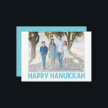 Snowy Blue Happy Hanukkah Foto Card Feiertagskarte<br><div class="desc">Pop in Ihrem eigenen Foto und fügen Sie Ihre Namen und presto - Sie sind fertig. So einfach! In kürzester Zeit haben Sie Ihre eigene Karte,  um Freunde und Familie zu schicken!</div>