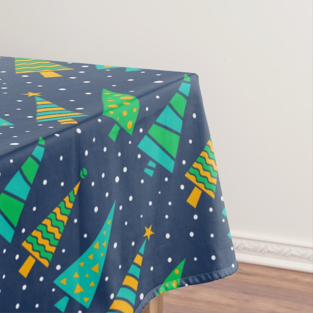 Snowy Fir Trees Tablecloth Tischdecke (Beispiel)