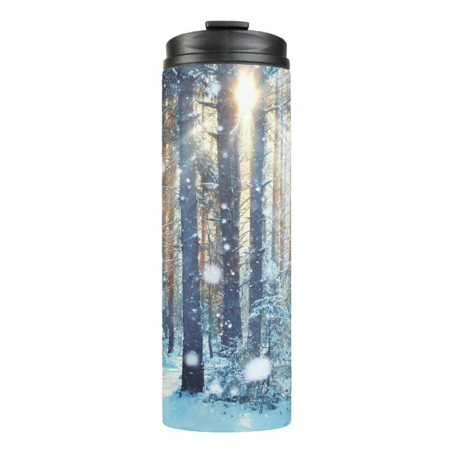 Snowy Forest Frosty Winter Szene Thermosbecher (Vorderseite)