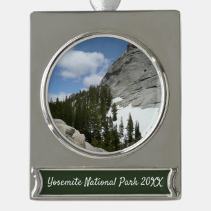 Snowy Granite Domes II Yosemite Nationalpark Banner-Ornament Silber