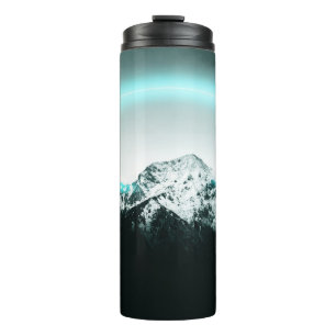 Snowy mountain mysterious blue neon light thermosbecher