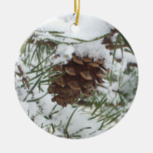 Snowy Pine Cone I Winter Nature Fotografy Keramikornament