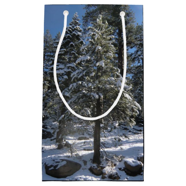 Snowy Pine Trees Christmas Gift Bag Kleine Geschenktüte (Vorderseite)