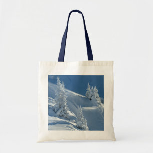 Snowy Slove und Pines Tote Bag Tragetasche