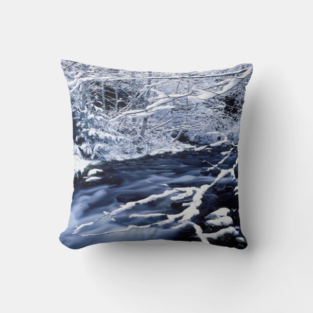 Snowy Stream - Kissen (Vorderseite)