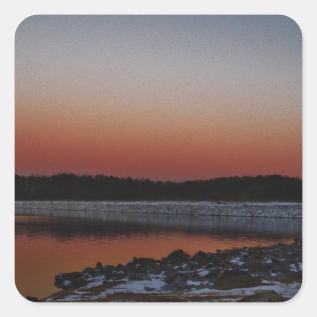 Snowy Sunset am Arrowhead See Quadratischer Aufkleber (Vorderseite)