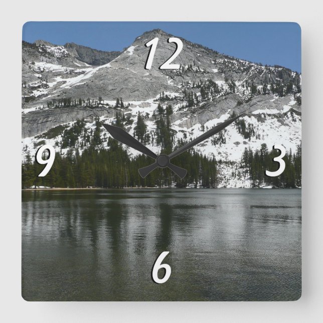 Snowy Tenaya Lake Yosemite National Park Foto Quadratische Wanduhr (Vorderseite)