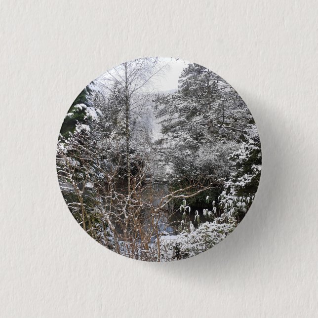 Snowy Trees Abzeichen Button (Vorderseite)