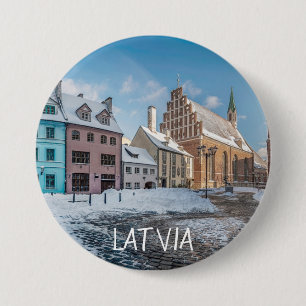 Snowy winter city centre in Riga, Lettland Button