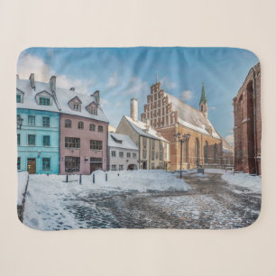 Snowy winter city centre in Riga, Lettland Sherpadecke