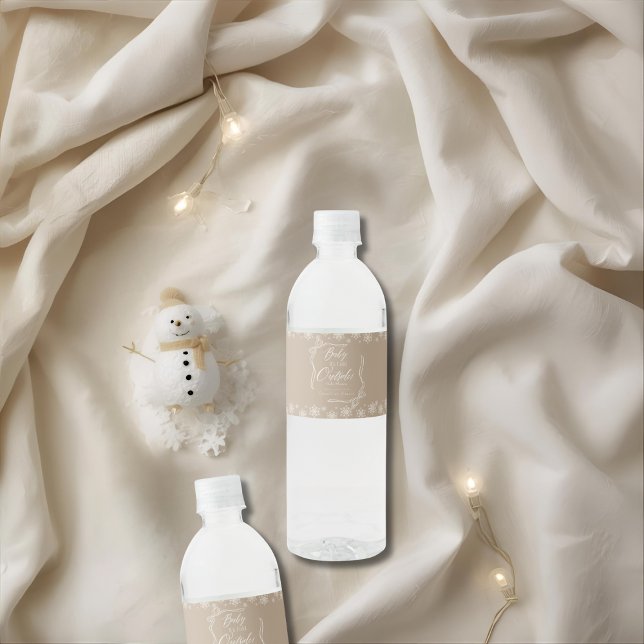 Snowy Winter Coquette Taupe es ist kalt Wasserflaschenetikett (Snowy Winter Coquette Taupe it's Cold Water Bottle Label)