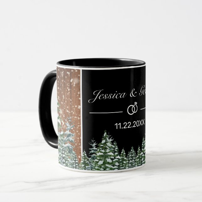 Snowy Wood & Forest Black Pine Wedding Tasse (Vorderseite Links)
