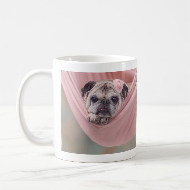 Snuggle-Mops-Tasse durch Möpse und Küsse Tasse (Links)
