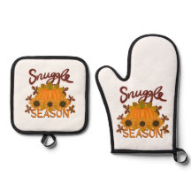 "Snuggle Season" Oven Mitt and Pot Holder Set