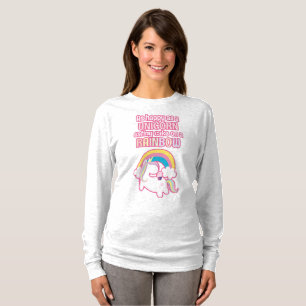 So glücklich wie ein Einhorn, der auf einem Regenb T-Shirt