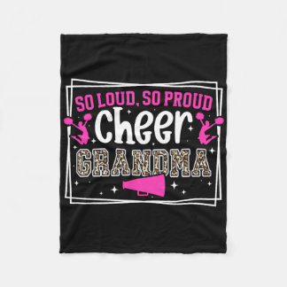 So laut, so stolz, jubelt Oma eines Cheerleaders G Fleecedecke