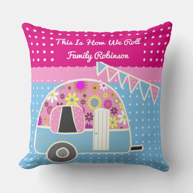 So rollen wir Pink Blue Campervan Retro Niedlich Kissen (Vorderseite)
