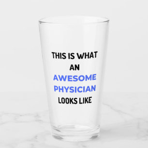 So sieht ein Phantastischer Arzt aus wie 2 Glas