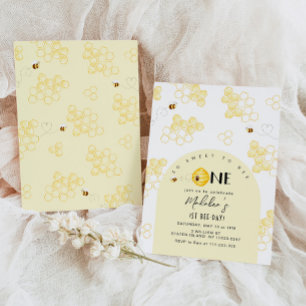 So süß zu sein, ein erster Bienentag Geburtstag zu Einladung