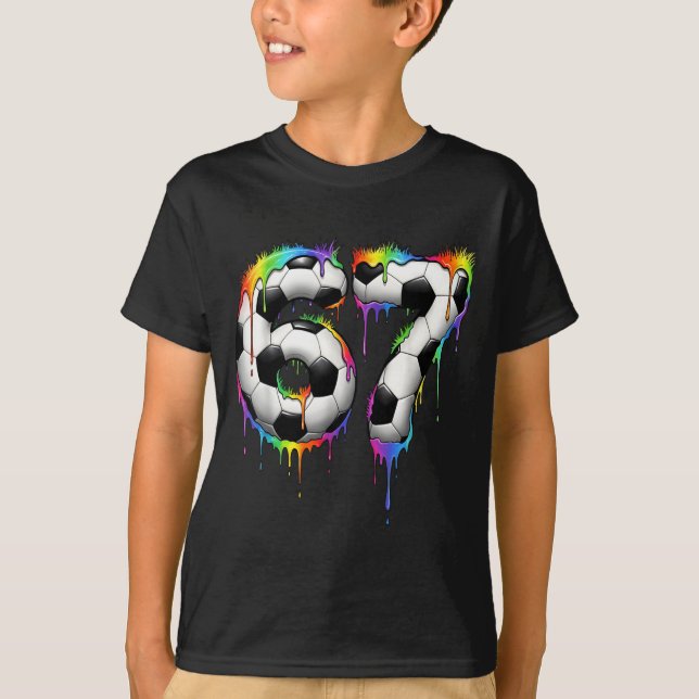 Soccer 67 Six Seven Funny Gen Alpha Meme Rainbow D T-Shirt (Vorderseite)