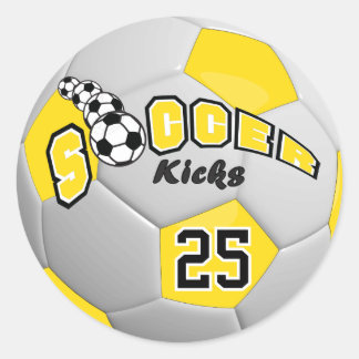 Soccer Ball Players Kicks | Yellow Runder Aufkleber