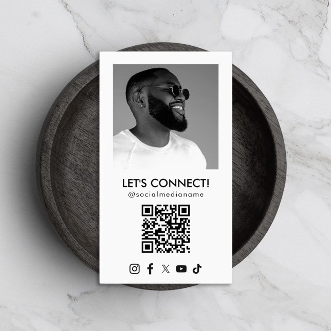 Social Media QR Code Add Photo White Vertical Visitenkarte (Von Creator hochgeladen)