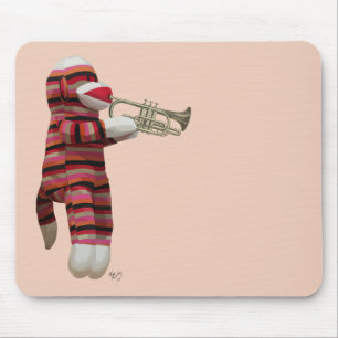 Sock Monkey spielen Trumpet 2 Mousepad