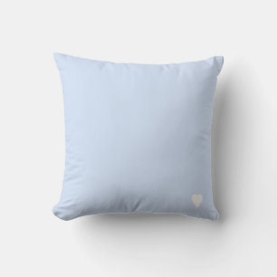 Soft Baby Blue Solid Pastellfarbe mit Herz Kissen