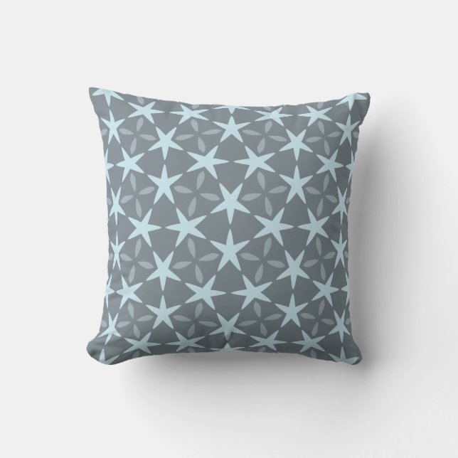 Soft Blue Starburst on Slate Grey Pattern Kissen (Vorderseite)