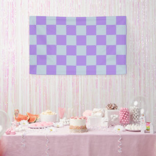 Soft Blue und Lavender Checked Banner